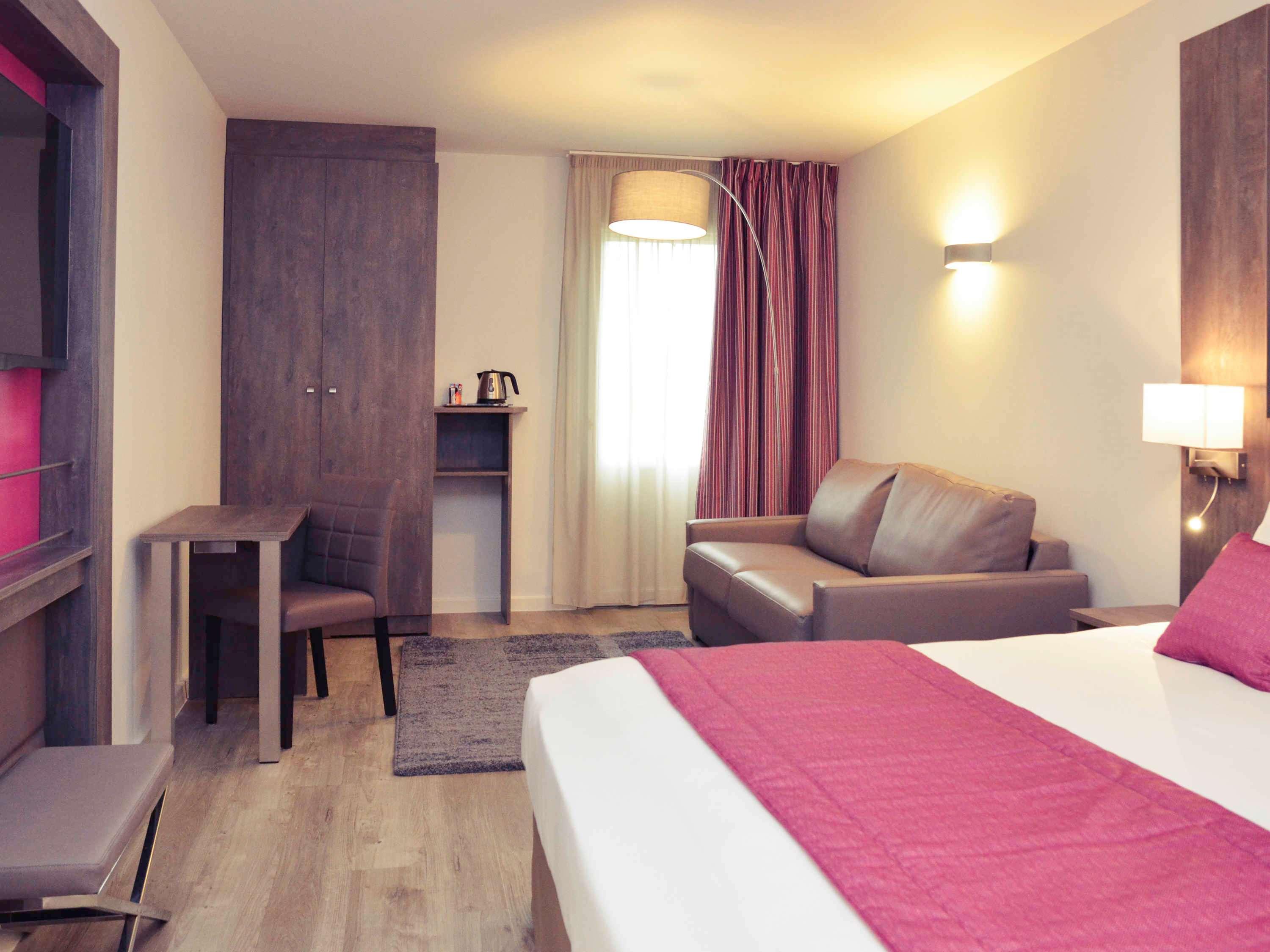 Mercure Lyon Est Chaponnay Esterno foto