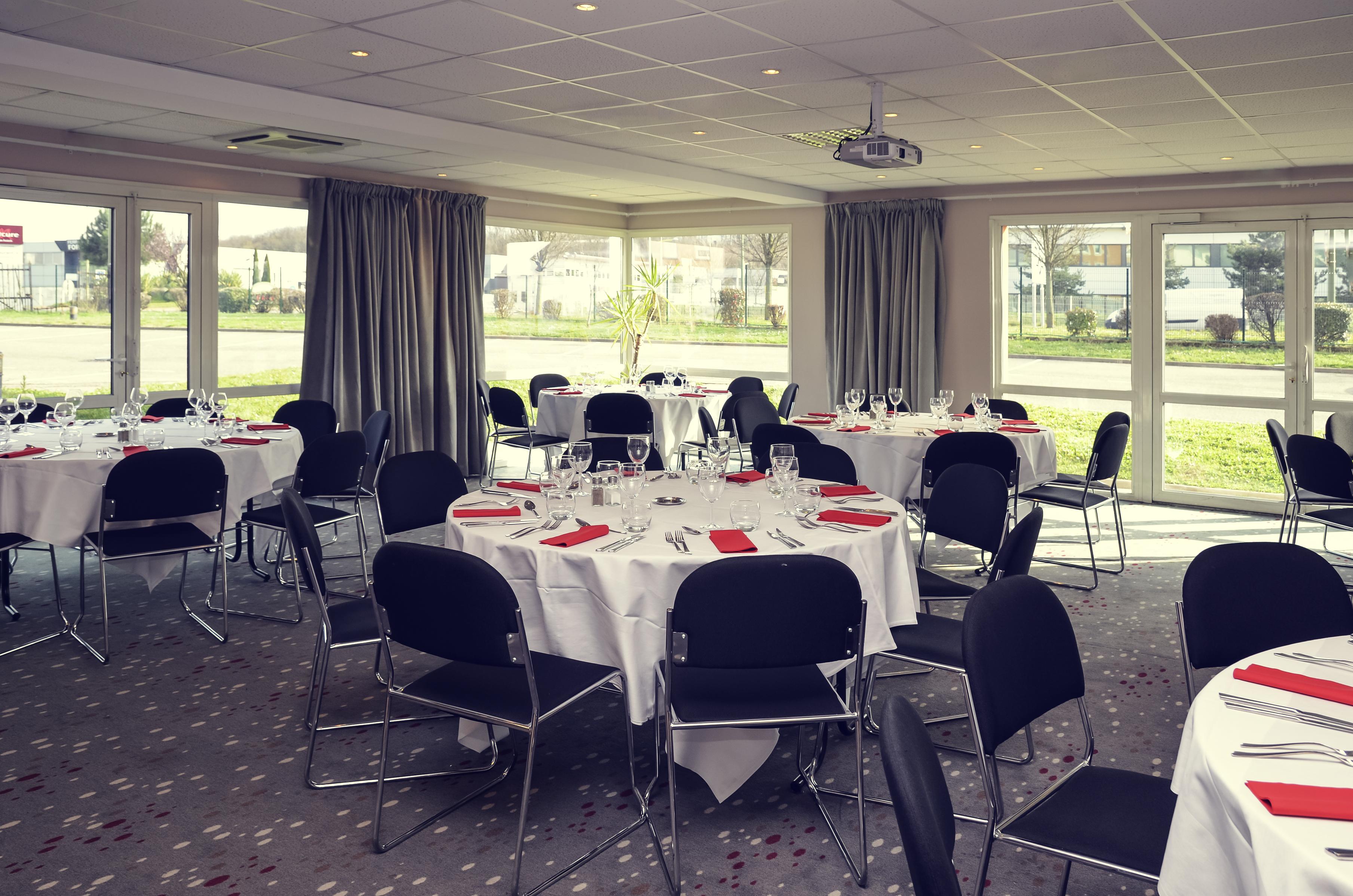 Mercure Lyon Est Chaponnay Esterno foto