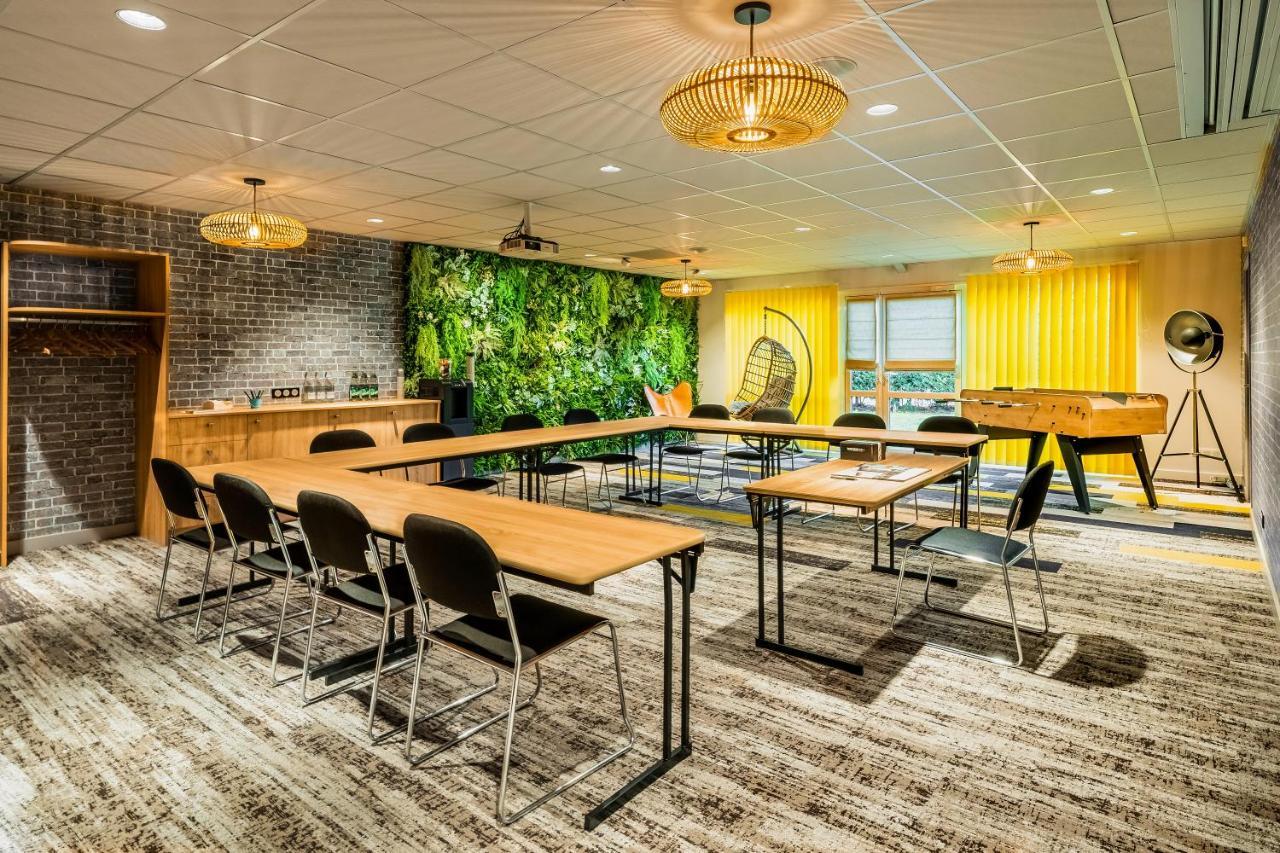Mercure Lyon Est Chaponnay Esterno foto